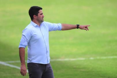  CAXIAS DO SUL, RS, BRASIL, 25/10/2020. SER Caxias x Marcílio Dias, jogo válido pela nona rodada do Grupo oito, da Série D, do Campeonato Brasileiro 2020 e realizado no estádio Centenário. (Porthus Junior/Agência RBS)<!-- NICAID(14625440) -->