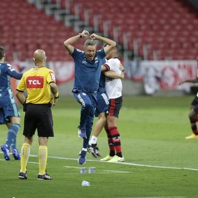  PORTO ALEGRE, RS, BRASIL, 25/10/2020-Inter x Flamengo: jogo válido pela 18ª rodada do Brasileirão.  Foto: Isadora Neumann / Agencia RBS<!-- NICAID(14625789) -->