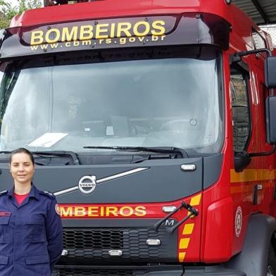 Pela primeira vez na história, uma mulher assume o Pelotão de Bombeiros Militar de Gramado. A tenente Marisa Richetti, 42 anos, estava lotada em Canela.<!-- NICAID(14625893) -->