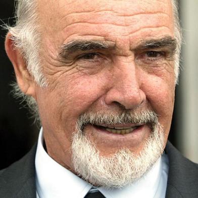 In this file photo taken on November 03, 2003 British actor Sean Connery talks with journalists after leaving the presidential palace in Panama City. Legendary British actor Sean Connery, best known for playing fictional spy James Bond in seven films, has died aged 90, his family told the BBC on October 31, 2020. The Scottish actor, who was knighted in 2000, won numerous awards during his decades-spanning career, including an Oscar, three Golden Globes and two Bafta awards.<!-- NICAID(14631222) -->