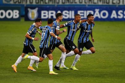  PORTO ALEGRE, RS, BRASIL - 02.11.2020 - O Grêmio recebe o Bragantino na Arena, em Porto Alegre, pela 19ª rodada do Brasileirão. (Foto: Félix Zucco/Agencia RBS)<!-- NICAID(14632746) -->