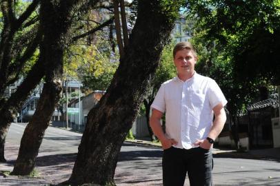  CAXIAS DO SUL, RS, BRASIL (02/11/2020)Claudio Libardi Junior (PCdoB), candidato a vice-prefeito na chapa de Pepe Vargas. (Antonio Valiente/Agência RBS)<!-- NICAID(14632392) -->