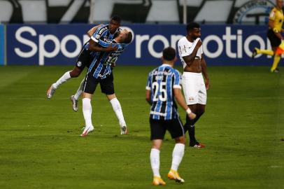  PORTO ALEGRE, RS, BRASIL - 02.11.2020 - O Grêmio recebe o Bragantino na Arena, em Porto Alegre, pela 19ª rodada do Brasileirão. (Foto: Félix Zucco/Agencia RBS)<!-- NICAID(14632753) -->