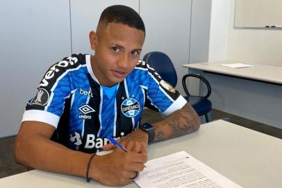 futebol, Grêmio, Guilherme Azevedo<!-- NICAID(14634519) -->