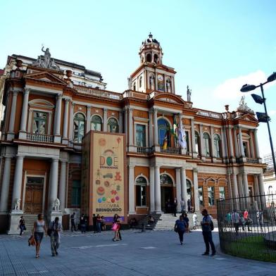  PORTO ALEGRE, RS, BRASIL - Prédio da Prefeirura Municipal de Porto Alegre.<!-- NICAID(14304712) -->