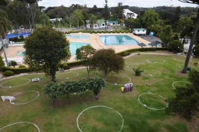  CAXIAS DO SUL, RS, BRASIL (05/11/2020)Recreio da Juventude para matéria sobre a retomada das atividades nos clubes na temporada de verão/piscinas. (Antonio Valiente/Agência RBS),,,,,,,,,,,,,,,,<!-- NICAID(14635205) -->