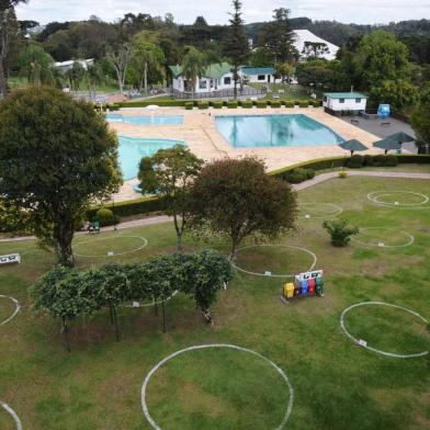  CAXIAS DO SUL, RS, BRASIL (05/11/2020)Recreio da Juventude para matéria sobre a retomada das atividades nos clubes na temporada de verão/piscinas. (Antonio Valiente/Agência RBS),,,,,,,,,,,,,,,,<!-- NICAID(14635205) -->