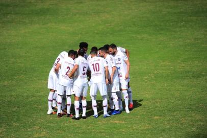  CAXIAS DO SUL, RS, BRASIL, 25/10/2020. SER Caxias x Marcílio Dias, jogo válido pela nona rodada do Grupo oito, da Série D, do Campeonato Brasileiro 2020 e realizado no estádio Centenário. (Porthus Junior/Agência RBS)<!-- NICAID(14625432) -->