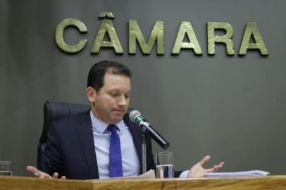  PORTO ALEGRE, RS, BRASIL - 06.11.2020 - pRefeito Nelson Marchezan presta esclarecimentos à Comissão Processante na Câmara Municipal a respeito do processo de impeachment que rola na Casa. (Foto: Isadora Neumann/Agencia RBS)Indexador: ISADORA NEUMANN<!-- NICAID(14637000) -->