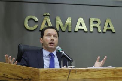  PORTO ALEGRE, RS, BRASIL - 06.11.2020 - pRefeito Nelson Marchezan presta esclarecimentos à Comissão Processante na Câmara Municipal a respeito do processo de impeachment que rola na Casa. (Foto: Isadora Neumann/Agencia RBS)Indexador: ISADORA NEUMANN<!-- NICAID(14637004) -->