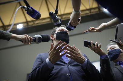  PORTO ALEGRE, RS, BRASIL - 06.11.2020 - pRefeito Nelson Marchezan presta esclarecimentos à Comissão Processante na Câmara Municipal a respeito do processo de impeachment que rola na Casa. (Foto: Isadora Neumann/Agencia RBS)Indexador: ISADORA NEUMANN<!-- NICAID(14637114) -->