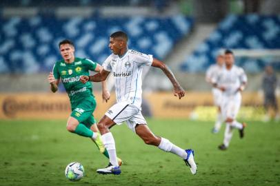 Gremio x CuiabaRS - FUTEBOL/COPA DO BRASIL 2020 /GREMIO X CUIABA - ESPORTES - Lance da partida entre Gremio e Cuiaba disputada na noite desta quarta-feira, na Arena Pantanal, em Cuiaba, valida pela Copa do Brasil 2020. FOTO: LUCAS UEBEL/GREMIO FBPAEditoria: SPOIndexador: Lucas UebelSecao: futebolFonte: Gremio.netFotógrafo: Gremio x Cuiaba<!-- NICAID(14640741) -->