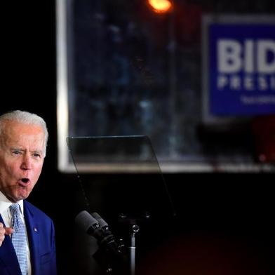 Democratic presidential hopeful former Vice President Joe Biden speaks during a Super Tuesday event in Los Angeles on March 3, 2020. (Photo by Frederic J. BROWN / AFP)<!-- NICAID(14439680) -->