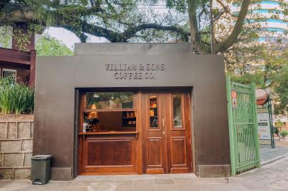 William & Sons Coffee