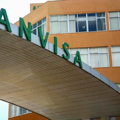 Fachada do edifÃ­cio sede da AgÃªncia Nacional de VigilÃ¢ncia SanitÃ¡ria (Anvisa).Fachada do edifício sede da Agência Nacional de Vigilância Sanitária (Anvisa).Local: BrasiliaIndexador: Marcelo Camargo/AgÃªncia BrasilFotógrafo: Reporter Fotografico<!-- NICAID(14641010) -->