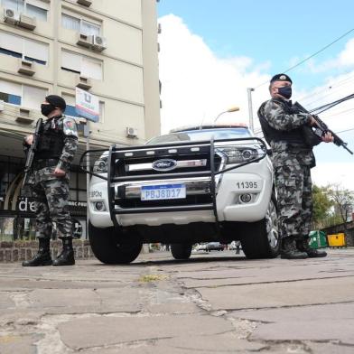  CAXIAS DO SUL, RS, BRASIL (04/11/2020)Choque faz policiamento nas ruas de Caxias do Sul. (Antonio Valiente/Agência RBS)<!-- NICAID(14634417) -->