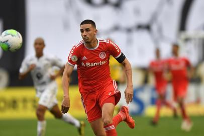 Inter enfrenta o Santos, na Vila Belmiro, pela 21ª rodada do Brasileirão. Thiago Galhardo<!-- NICAID(14642928) -->