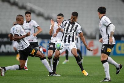 Corinthians e Atlético-MG se enfrentam no Itaquerão pela 21ª rodada do Brasileirção. <!-- NICAID(14642961) -->