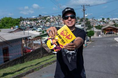 Chiquinho Divilas lança o livro Hip Hop Nas Escolas - O Rap Fala.<!-- NICAID(14644822) -->