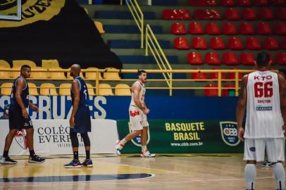 KTO Caxias Basquete estreou no NBB contra o Brasília<!-- NICAID(14646894) -->