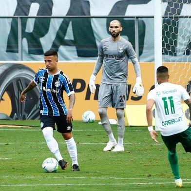  PORTO ALEGRE, RS, BRASIL - 18.11.2020 - O Grêmio recebe o Cuiabá, na Arena, pelo jogo de volta das quartas de final da Copa do Brasil. (Foto: Marco Favero/Agencia RBS)Indexador: Felix Zucco<!-- NICAID(14646961) -->