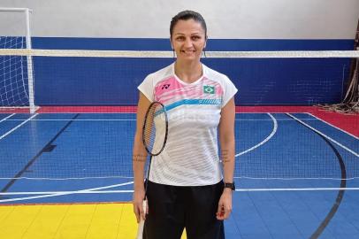 A treinadora da seleção de badminton, Norma Teotonio, está em Caxias do Sul ministrando uma clínica para atletas do Murialdo. <!-- NICAID(14649913) -->