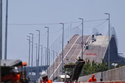  PORTO ALEGRE, RS, BRASIL, 23/11/2020-Faltam 15 dias para o fim das obras da nova ponte do Guaíba.  Foto:  Lauro Alves  / Agencia RBS<!-- NICAID(14650748) -->