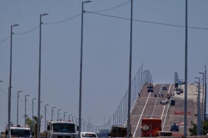  PORTO ALEGRE, RS, BRASIL, 23/11/2020-Faltam 15 dias para o fim das obras da nova ponte do Guaíba.  Foto:  Lauro Alves  / Agencia RBS<!-- NICAID(14650752) -->