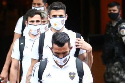  ** EM BAIXA** PORTO ALEGRE, RS, BRASIL - 25.11.2020 - Boca Juniors deixando a concentração no Hotel Sheraton, rumo ao Salgado Filho. (Foto: Jefferson Botega/Agencia RBS)<!-- NICAID(14652531) -->