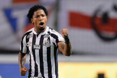 Brazils Santos Marinho celebrates after scoring against Ecuadors Liga de Quito during their closed-door Copa Libertadores round before the quarterfinals football match at the Rodrigo Paz Delgado stadium in Quito on November 24, 2020. (Photo by RODRIGO BUENDIA / various sources / AFP)<!-- NICAID(14651703) -->