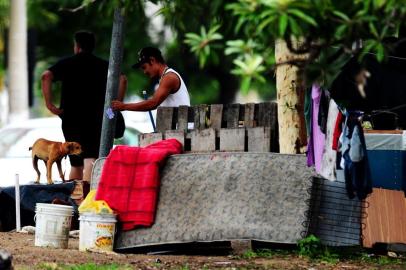  PORTO ALEGRE, RS, BRASIL, 03-05-2018. Moradores de rua de Porto Alegre. (FOTO: ANDERSON FETTER/AGÊNCIA RBS)<!-- NICAID(13532542) -->