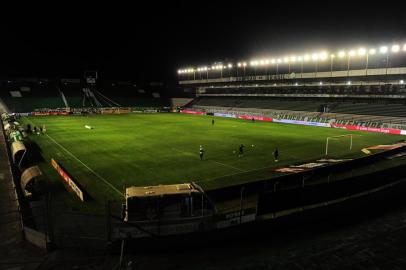  CAXIAS DO SUL, RS, BRASIL, 05/11/2020. Juventude x Grêmio, jogo da volta das oitavas de final da Copa do Brasil 2020 e realizado no estádio Alfredo Jaconi. (Porthus Junior/Agência RBS)<!-- NICAID(14636018) -->