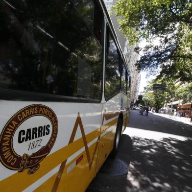  PORTO ALEGRE, RS, BRASIL - 04.11.2020 - Linhas de consórcios privados passam a ser operados pela Carris. (Foto: Lauro Alves/Agencia RBS)