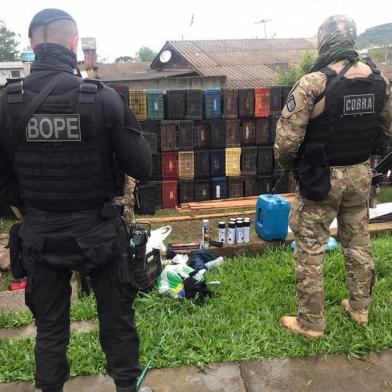  SC, BRASIL, 03/12/2020- Guarnições do BOPE em diligências nesta madrugada encontrou o local supostamente utilizado como transição para fuga do crime praticado em Criciúma na cidade de Três Cachoeiras/RS distante cerca de 100 kilometros de Criciúma. Foto: Polícia Militar de Santa Catarina  / Divulgação<!-- NICAID(14659469) -->