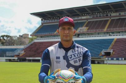 Agnaldo é o novo preparador de goleiros do Caxias<!-- NICAID(14659545) -->