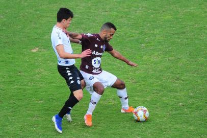  CAXIAS DO SUL, RS, BRASIL, 27/09/2020. Caxias x Tubarão, jogo válido pela segunda rodada do Campeonato Brasileiro 2020, Grupo 8. Jogo realizado no estádio Centenário. (Porthus Junior/Agência RBS)<!-- NICAID(14602516) -->