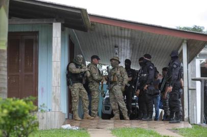  TRÊS CACHOEIRAS, RS, BRASIL - 03/12/2020 - Preso no RS sétimo suspeito de participação em ataque a banco em Criciúma. Homem estava em uma casa no município de Três Cachoeiras, no Litoral Norte. ( Foto: Isadora Neumann / Agencia RBS)Indexador: ISADORA NEUMANN<!-- NICAID(14660026) -->