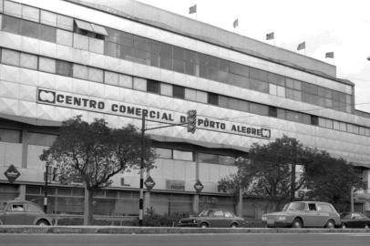  O Centro Comercial de Pôrto Alegre que hoje tem o nome de Shopping João Pessoa, foi o primeiro a ser instalado na Capital.<!-- NICAID(14659525) -->