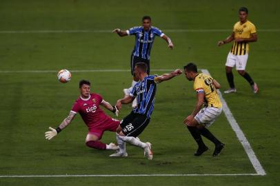  PORTO ALEGRE, RS, BRASIL - 03.12.2020 - O Grêmio recebe o Guaraní-PAR nesta quinta-feira (3), na Arena, em jogo válido pela volta das oitavas de final da Libertadores. (Foto: Mateus Bruxel/Agencia RBS)<!-- NICAID(14660417) -->