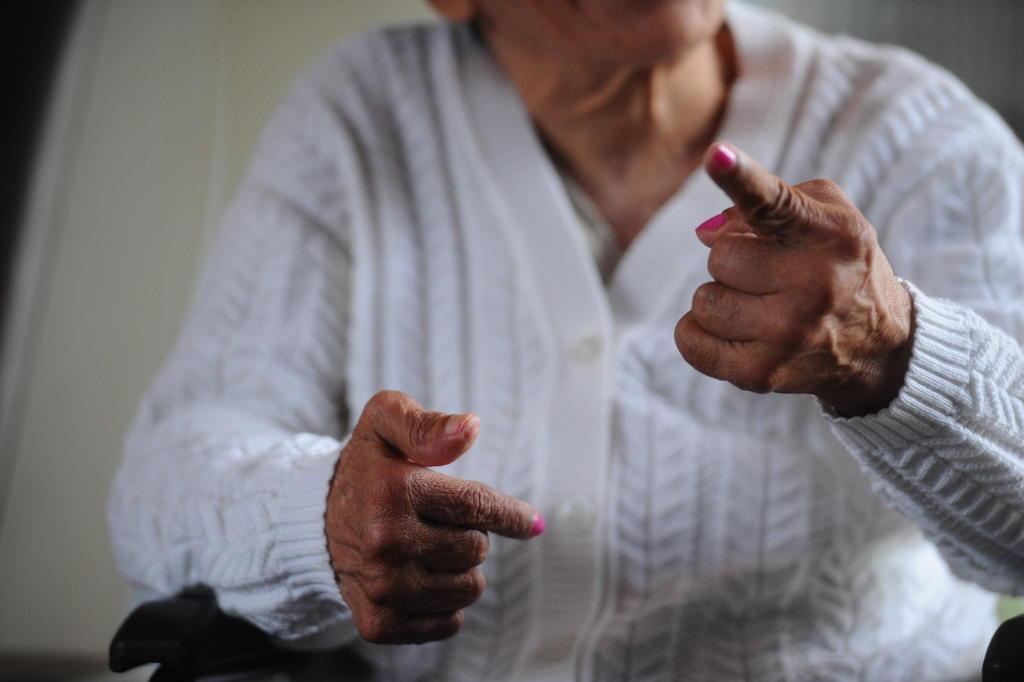 Hospitais podem exigir acompanhante em tempo integral durante internação de  idosos? | Pioneiro