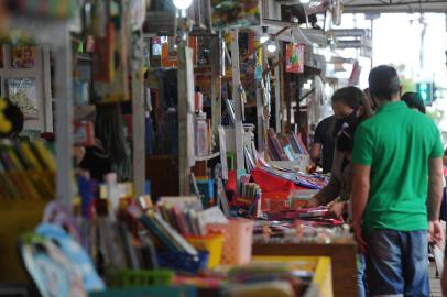  CAXIAS DO SUL, RS, BRASIL, 29/11/2020 - Fotos de movimento na feira do livro. (Marcelo Casagrande/Agência RBS)<!-- NICAID(14655870) -->