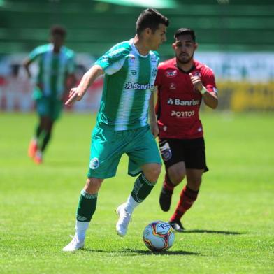  CAXIAS DO SUL, RS, BRASIL, 10/10/2020. Juventude x Brasil de Pelotas, jogo válido pela 15ª rodada da Série B do Campeonato Brasileiro 2020 e realizado no estádio Alfredo Jaconi. (Porthus Junior/Agência RBS)<!-- NICAID(14613934) -->