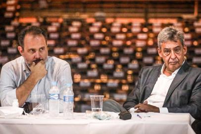 Sebastião Melo e Ricardo Gomes em reuniões de transição na prefeitura de Porto Alegre. Foto: Mateus Raugust/Divulgação<!-- NICAID(14662670) -->