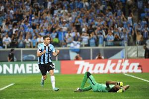 Você assistiria à reprise de qual desses jogos históricos do Grêmio?
