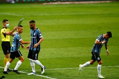  PORTO ALEGRE, RS, BRASIL - 09.12.2020 - O Grêmio recebe o Santos nesta quarta-feira (9), na Arena, em jogo válido pela idas das quartas de final da Libertadores. (Foto: Marco Favero/Agencia RBS)Indexador: Felix Zucco<!-- NICAID(14664925) -->