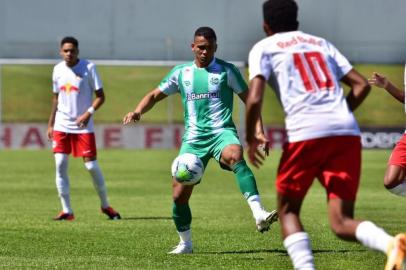 Juventude e Redb Bull Bragantino se enfrentaram pela segunda fase do Brasileirão de Aspirantes, no Estádio Homero Soldatelli. Na foto, Gabriel Bispo.<!-- NICAID(14665727) -->