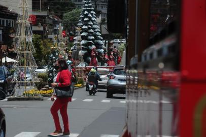  GRAMADO, RS, BRASIL (12/12/2020)Ambiental de Gramado. (Antonio Valiente/Agência RBS)<!-- NICAID(14667383) -->