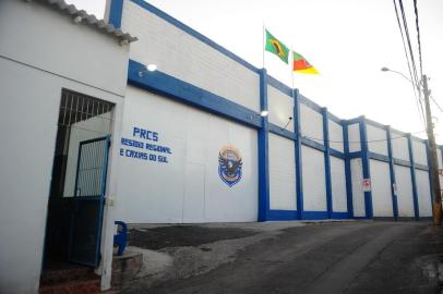  CAXIAS DO SUL, RS, BRASIL, 10/12/2020. Presídio Regional de Caxias é interditado com suspeita de surto de covid-19. Três servidores penitenciários estão infectados com coronavírus e 11 presos aguardam resultados dos testes . (Porthus Junior/Agência RBS)<!-- NICAID(14666109) -->