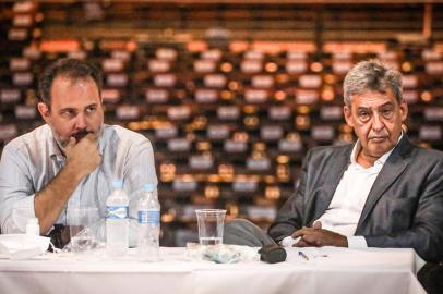 Sebastião Melo e Ricardo Gomes em reuniões de transição na prefeitura de Porto Alegre. Foto: Mateus Raugust/Divulgação<!-- NICAID(14662670) -->