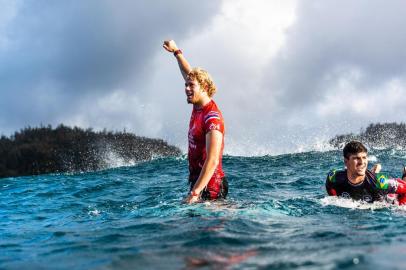 Billabong Pipe Masters Presented bu Hydro Flask - Men's WSL Championship Tour 2021John John Florence vence Medina e é campeão em PipelineEditoria: SLocal: PipelineIndexador: Tony HeffSecao: SPOFonte: World Surf LeagueFotógrafo: Contributor<!-- NICAID(14673377) -->